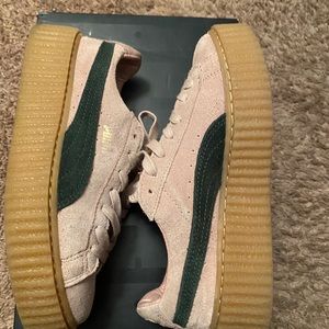 Puma Women’s x Rihanna Suede Creepers in Pink